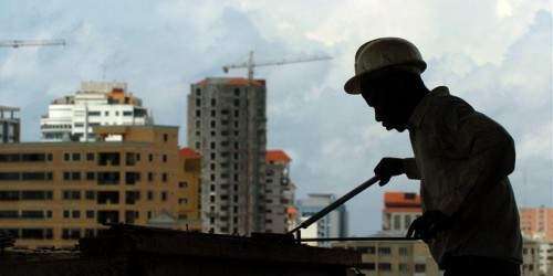 Construcción de viviendas en EU alcanzó nivel más alto en cuatro años