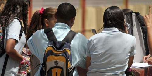 AFI culpa a estudiantes por problemas en ‘Escuelas para el Siglo 21’