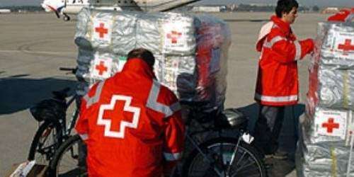 Embassy de Dorado y Cruz Roja con Mega Sangría