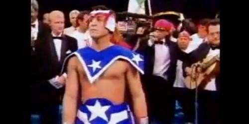 ‘Chevy’ y ‘King Cabra’ con ‘La Borinqueña’ junto al ‘Macho’ en Las Vegas (v