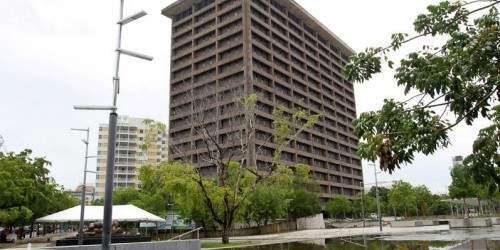 Ex empleados de la AEE contaminados con asbesto esperan por AGP