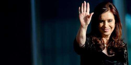 Presidenta argentina cumple un complicado primer año de su segundo mandato