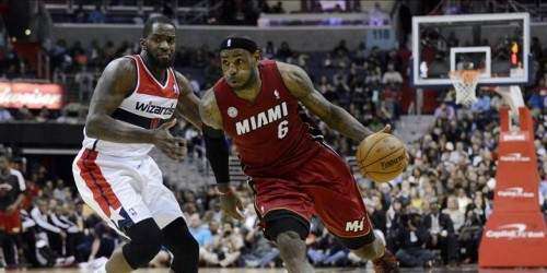 James y Wade reivindican ante los Hawks su condición de campeones