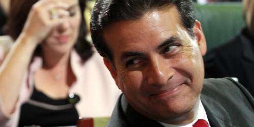 Bhatia promete mayor fiscalización en las gestiones gubernamentales