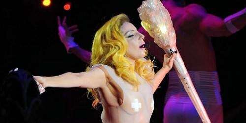 Lady Gaga cancela su gira y será operada