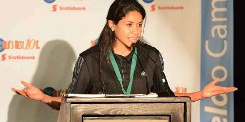 Beverly calienta motores para el Worlds Best 10k
