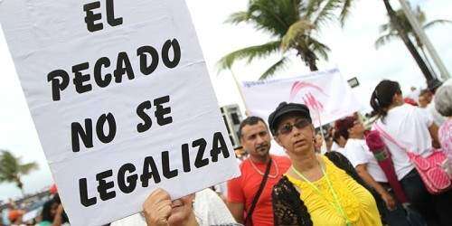 El bienestar de una niña, terreno de lucha entre la religión y la ley