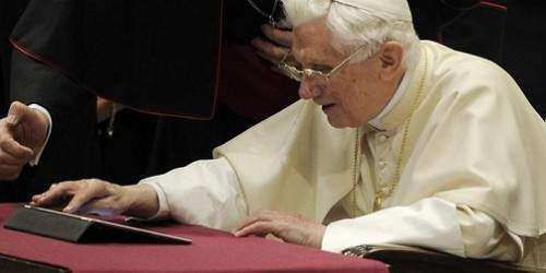 El último tuit del papado de Benedicto XVI