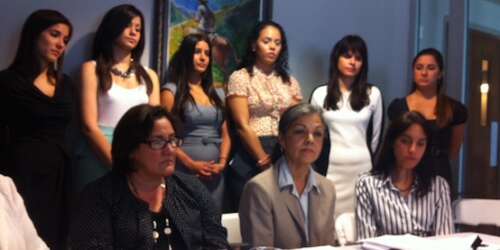 Madre en caso de adopción gay pedirá reconsideración al Supremo