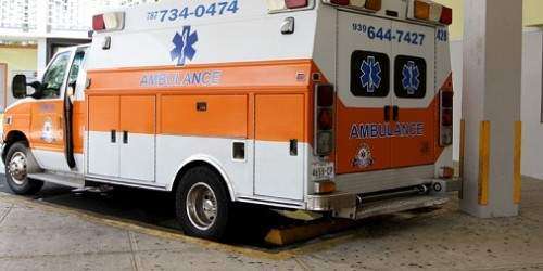 En condición grave peatón arrollado por camión