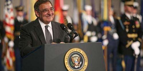 Pentágono anuncia beneficios adicionales para homosexuales