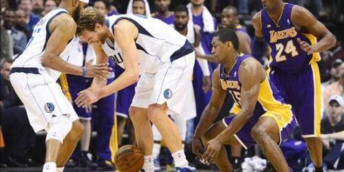 NBA: Kobe rescata de nuevo a los Lakers