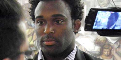 Espinal confirma al fin que se queda en la lucha