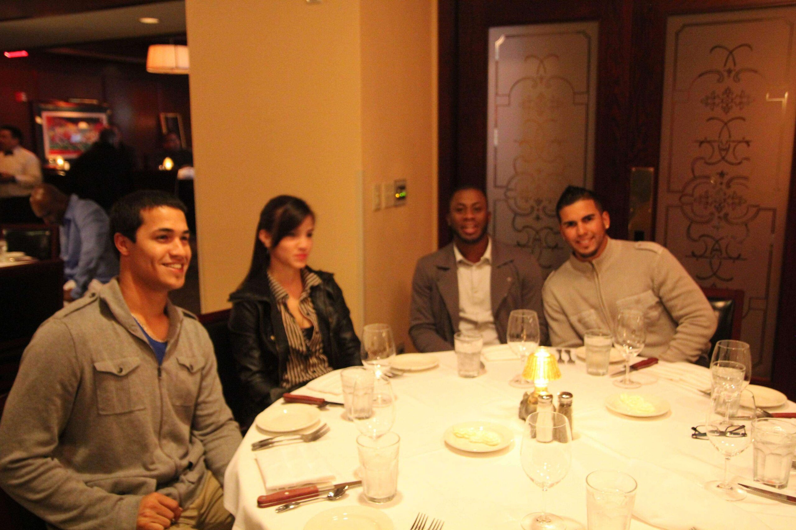 Cena en SF: ‘Hay que confíar plenamente en nuestros muchachos’ (galería)