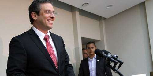 Los rojos por los azules en la UPR con propuesta de AGP