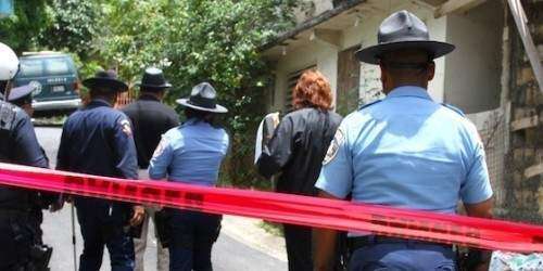 Directora de prensa Policía de Arecibo sobrevive a tiroteo