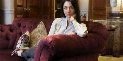 Con libro de cocina vegetariana la hija de Paul McCartney