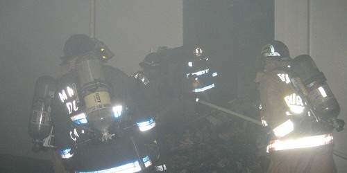 Bomberos extinguen fuego en Boquerón