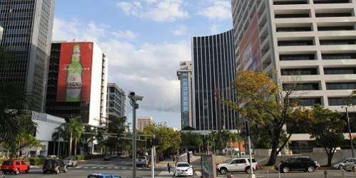 Demanda federal contra exdirectores por pérdidas en Eurobank (documento)