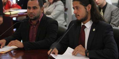 Estudiantes advierten colapso en la UPR