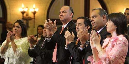 Los 48 aplausos y el par de deslices del gobernador en su mensaje de Estado