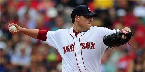 Boston empata una marca de equipo en triunfos