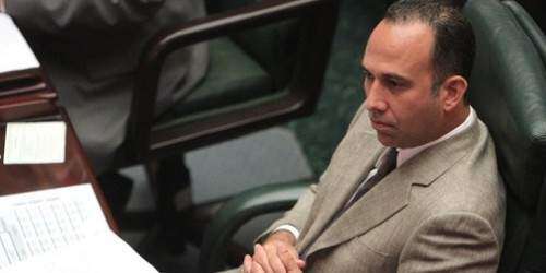 Legisladores piden destitución de Miguel Muñoz