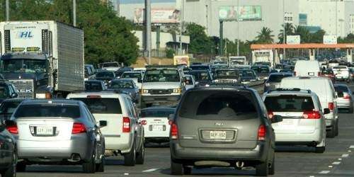 Accidentes y tapón en el tránsito mañanero