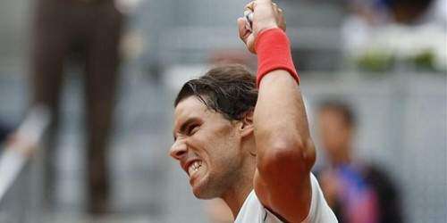 Nadal debuta con victoria ante el francés Paire