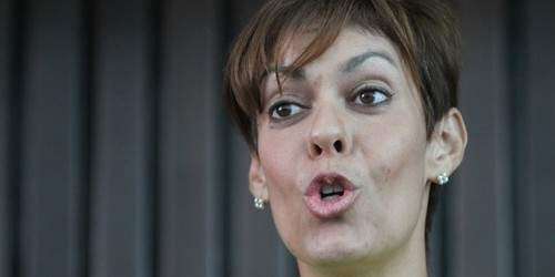 ‘Pelea de niños’, califica Maria de Lourdes la pugna AGP-Supremo