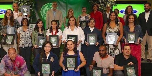 Ford entrega donativos en apoyo al medioambiente