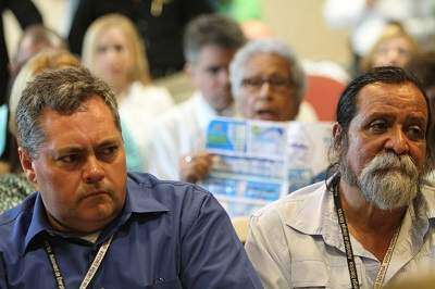 Cuestionado el presupuesto propuesto por la AEE (galería)