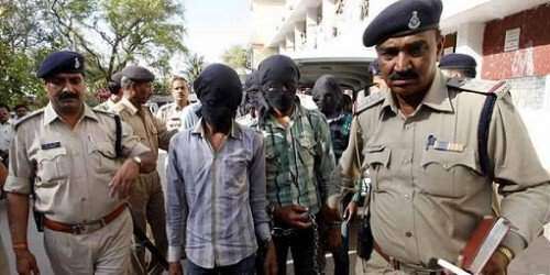 Tres camioneros violan a una turista estadounidense en la India