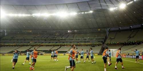 Copa Confederaciones: Piqué pudiera perderse las semis