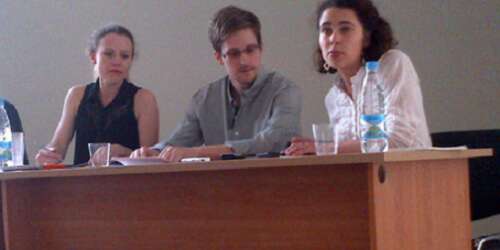 A Snowden le llueven las propuestas matrimoniales