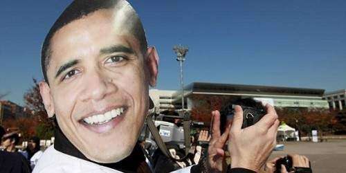 Payaso con máscara de Obama durante rodeo crea polémica en EEUU