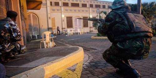 Desactivan explosivos en centro comercial de Kenia