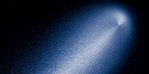 Cometa sigue acercándose y aumenta su brillantez