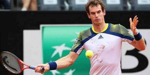 Murray, investido Oficial del Imperio Británico