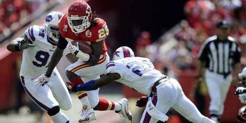 NFL domingo: Intacto el invicto de Kansas City