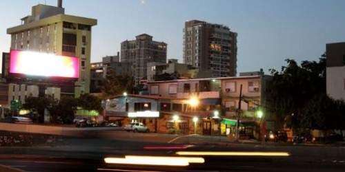 Por la libre los ‘billboards’ iluminados que hacen de cualquier esquina una