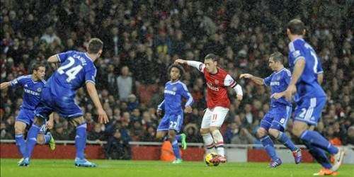 Goza el Liverpool con el empate a 0 entre el Arsenal y el Chelsea