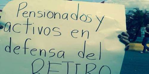Maestros en vigilia en Vega Baja