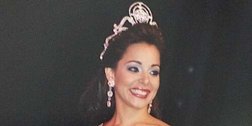 Sorprendido director de Miss PR Petite con arresto de exreina