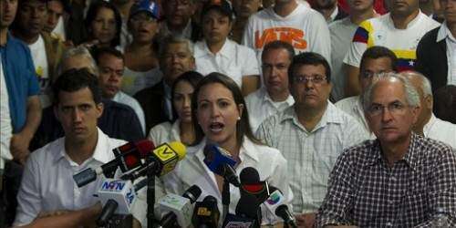 Opositores venezolanos dicen seguirán en las calles