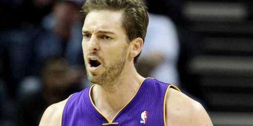 Lakers vencen a los Trail Blazers en reñido partido