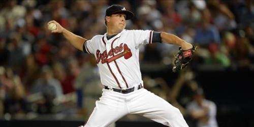 Medlen se lesiona y podría quedar fuera de la rotación de los Bravos