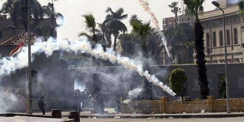 Muere periodista egipcia mientras cubría protestas en El Cairo