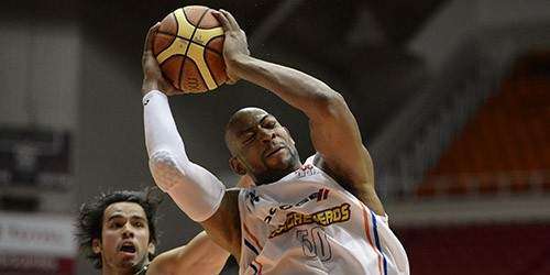 BSN: Cangrejeros barren con los Brujos (galería)