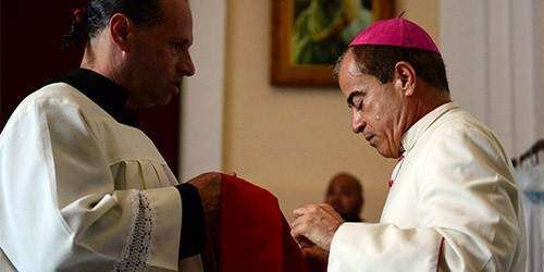 Arzobispo de San Juan pide perdón por abusos sexuales (Video)